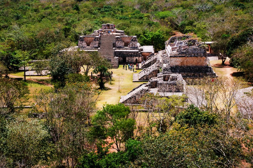 Cobá